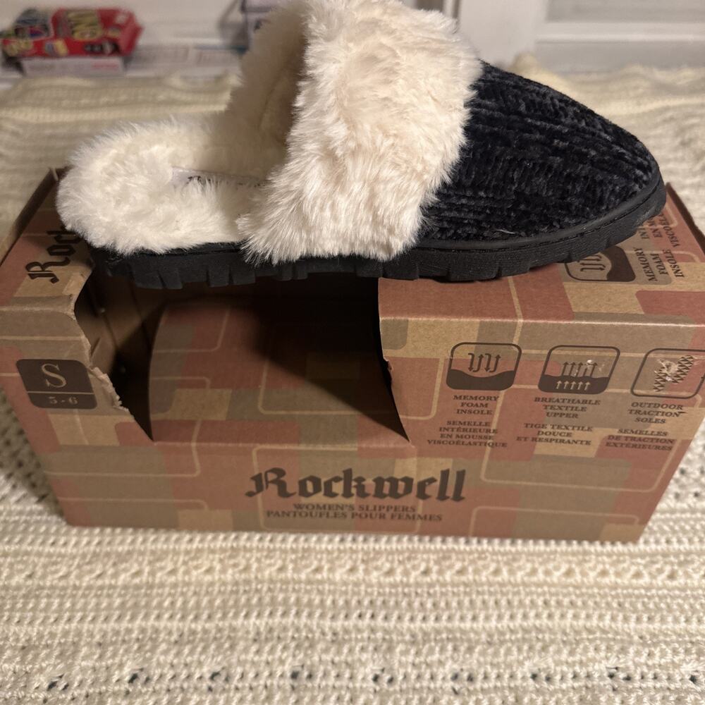 Rockwell Women's Black Scuff-Style Slippers with Faux Fur Trim , Size S (5-6)